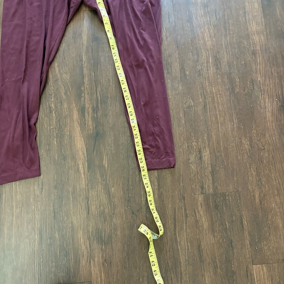 Lululemon lululemon Align High-Rise Maroon Leggings - Picture 6 of 7